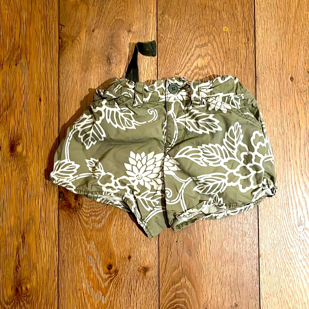 Cutest little shorts for five-year-old girl Old Navy